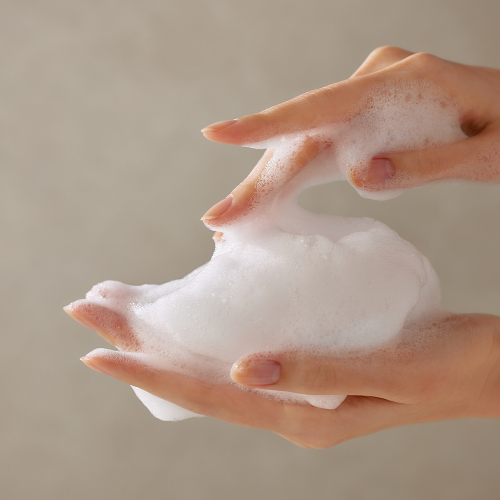 غسول الجسم المعجزة بأحماض التقشير 30 يوم لعلاج الحبوب من سوم باي مي - 400جرام