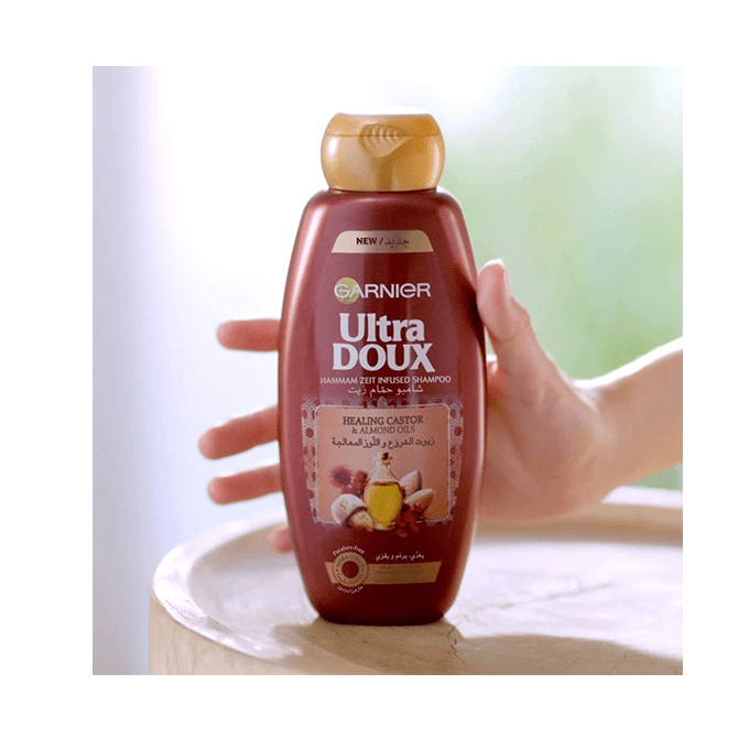 126 غارنييه شامبو الترا دو حمام زيت بزيت الخروع واللوز المعالج - 600مل