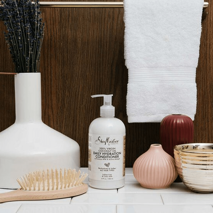 بلسم الترطيب اليومي بزيت جوز الهند البكر من شيا مويستشر - 384مل